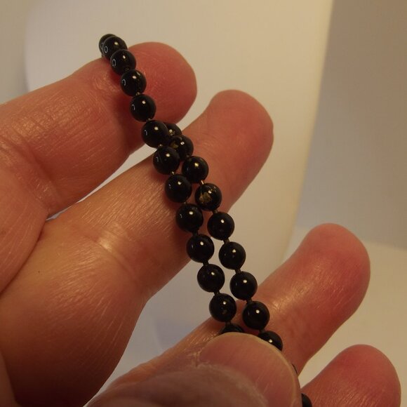 Vintage Oops A Daisy Black Gold Jade necklace Round Beads - Picture 5 of 6